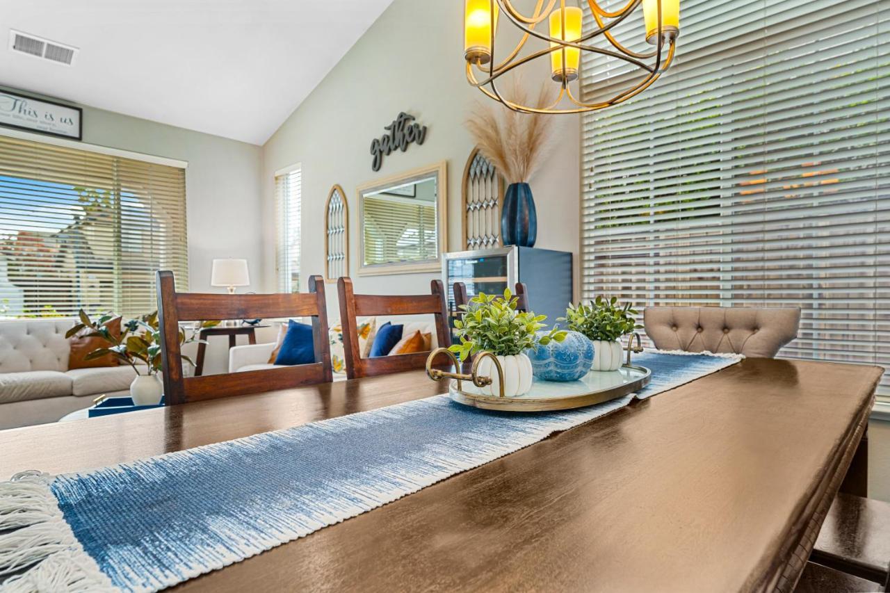 Brand New Listing - Windsor “Winetopia” Getaway Buitenkant foto