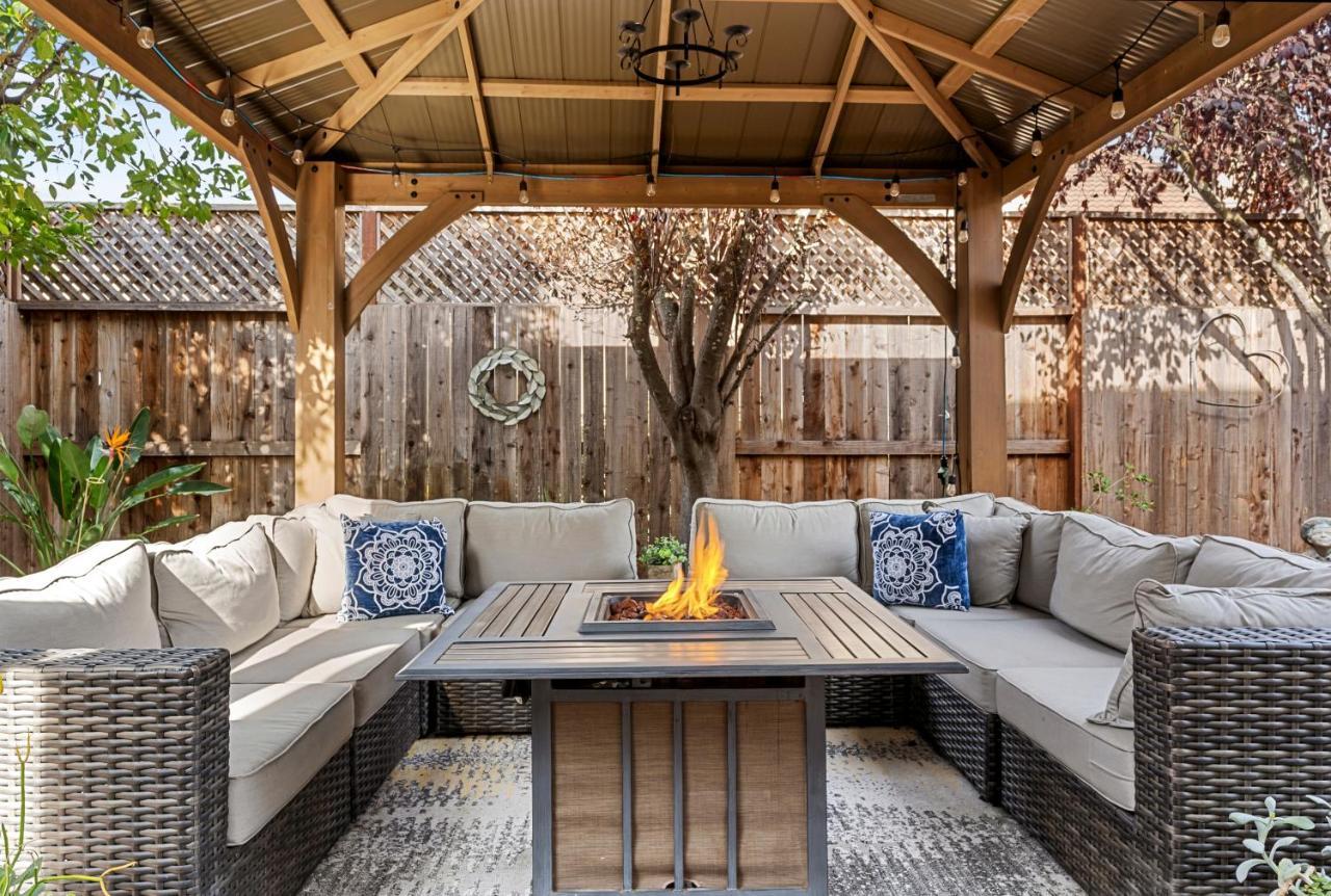 Brand New Listing - Windsor “Winetopia” Getaway Buitenkant foto